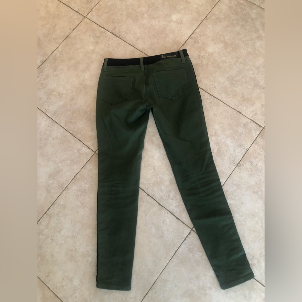 Dollhouse Women Green with Black Trim Pants.  Size 7 - Picture 2 of 3